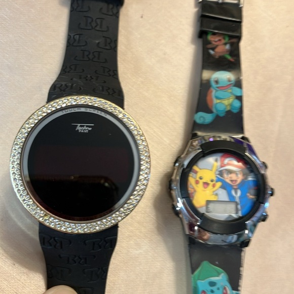 Big assortment of ladies, jewelry rings, earrings, watches, sterling silver plus - Picture 8 of 11